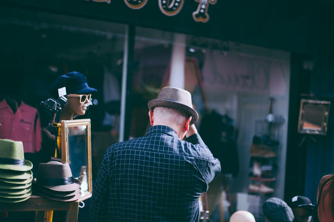 store detective catching shoplifter